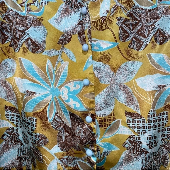 Women’s Bantry Bay Brand Button Down Collared  Silk Floral Print Vintage Blouse - Picture 9 of 12